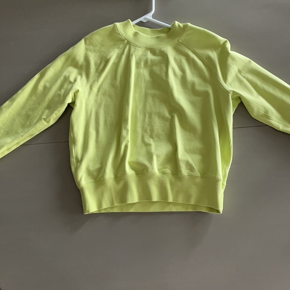 lulu lemon crew neck